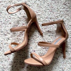 Steve Madden Nude Heels size 9